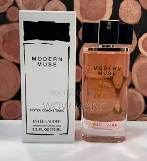 Estée Lauder Modern Muse