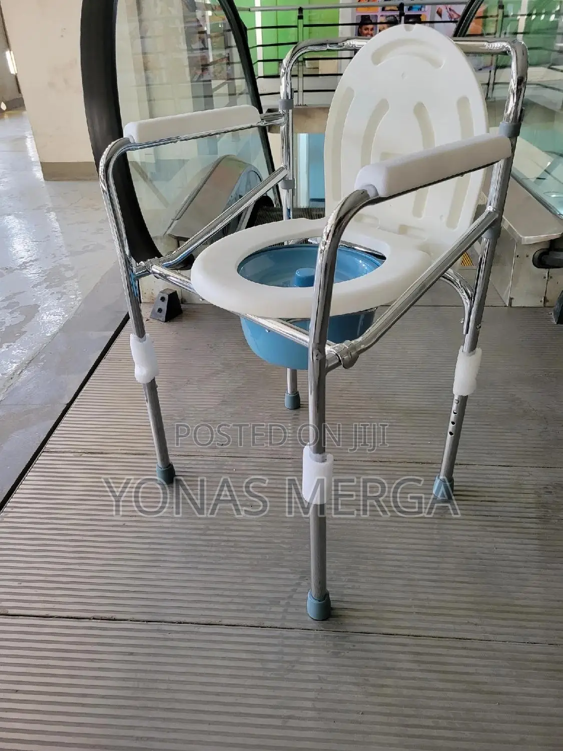 Toilet Chair翠pot Chair0بquality Plastic(Seat Is Very Strong)