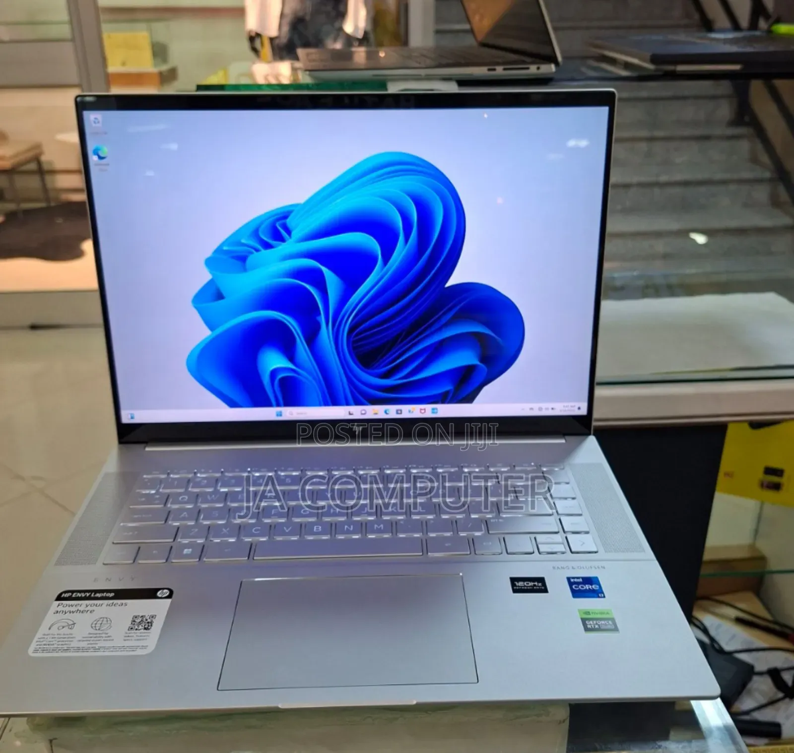 New Laptop HP Envy 15 16GB Intel Core I7 SSD 1T