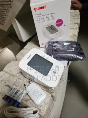 Digital Blood Pressure Monitor當然digital Blood Pressuer Bp