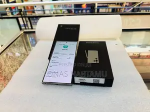 New Samsung Galaxy S24 Ultra 256 GB