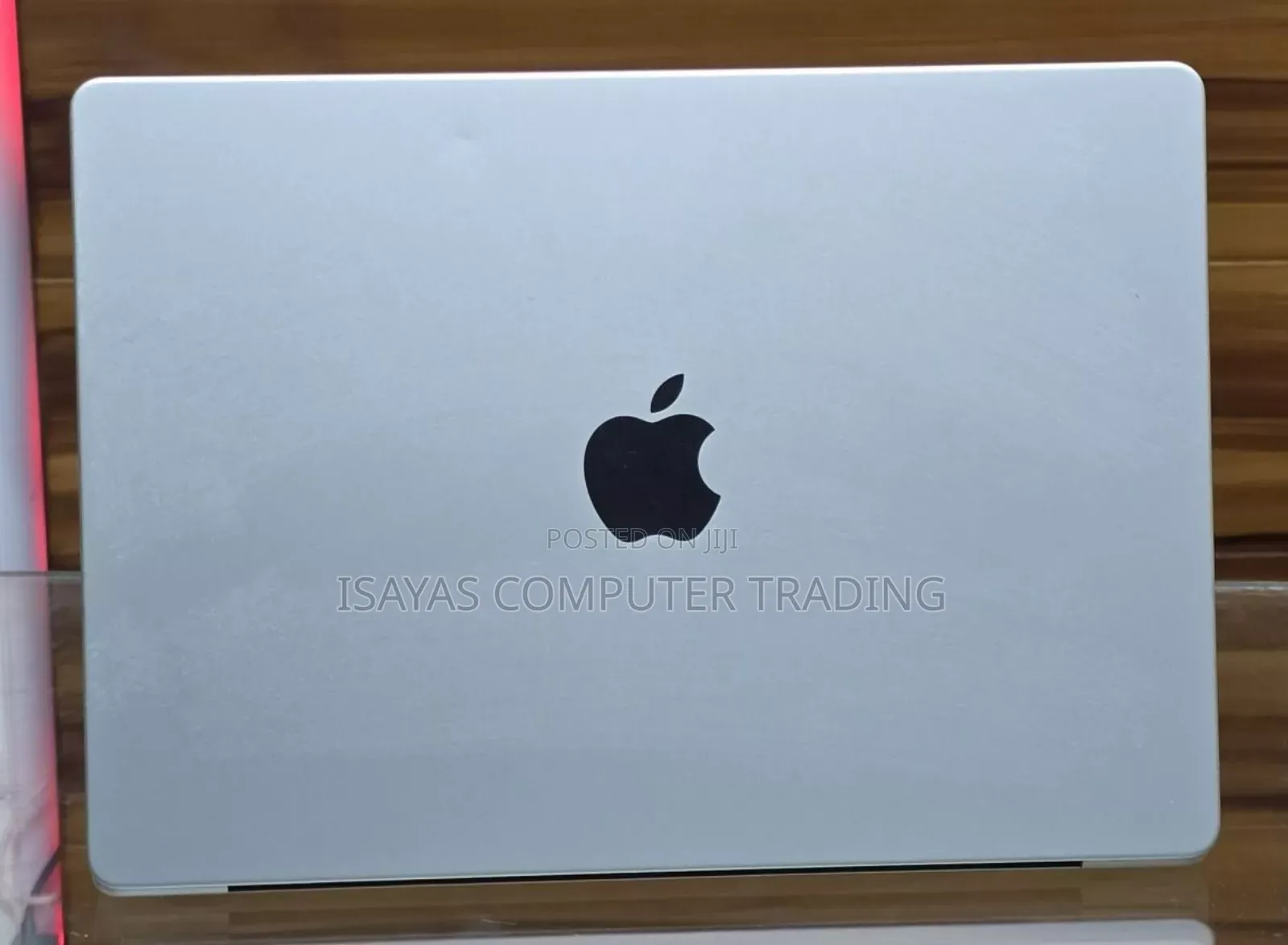 New Laptop Apple MacBook Pro M1 8GB SSD 512GB