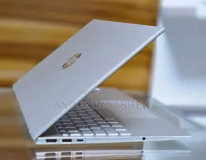 New Laptop HP Pavilion 15 8GB Intel Core I5 SSD 512GB