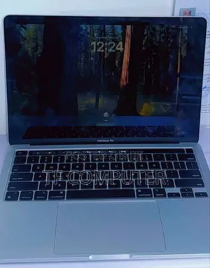 New Laptop Apple MacBook Pro 2022 M2 8GB Apple M2 SSD 256GB