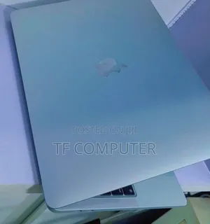 New Laptop Apple MacBook Pro 2022 M2 8GB Apple M2 SSD 256GB