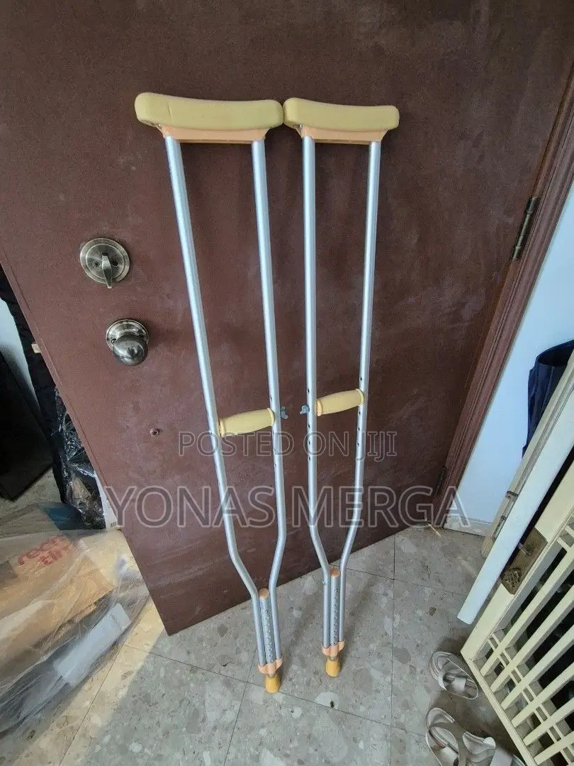 Crutches for Injured Body Partخ罼cranch0ىbody-Weight Support