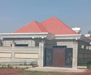 Furnished 5bdrm Villa in Bole for sale
