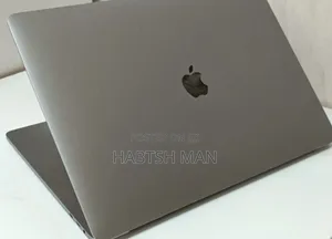 New Laptop Apple MacBook Pro 2017 16GB Intel Core I7 SSD 512GB