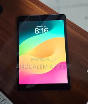 New Apple iPad (2022) 256 GB Gray