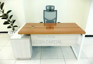 Managerial Table [የስራ አስኪያጅ ጠረጴዛ]