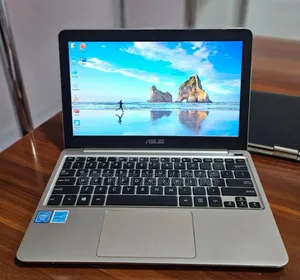 New Laptop Asus 2GB Intel Core 2 Quad SSD 32GB