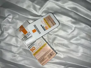 La Roche Posay Tinted Mineral Sunscreen