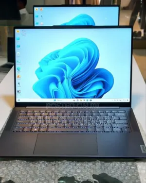 New Laptop Lenovo Yoga 7i 32GB Intel Core I7 SSD 1T