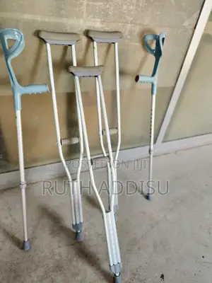 Crutches走向crutches半個crutches有些crutches起訴crutches三次crutches