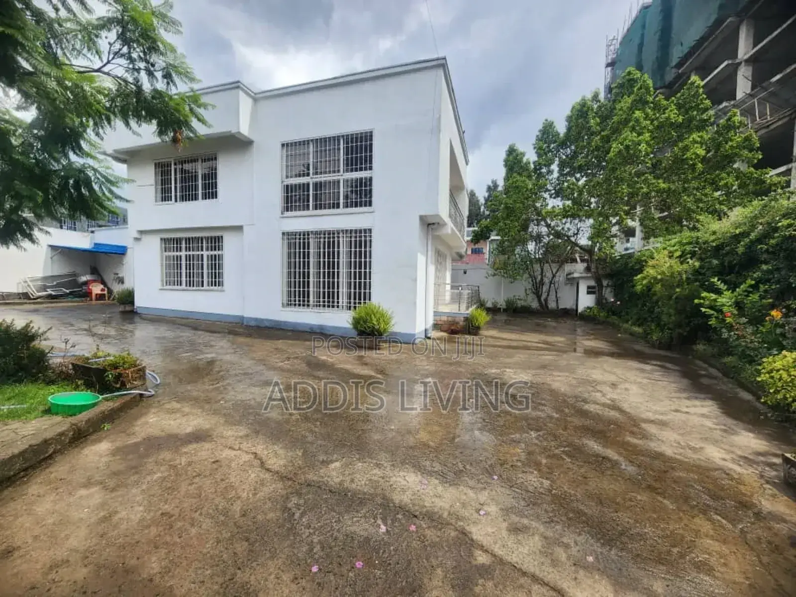 Furnished 4bdrm Villa in Bole for rent