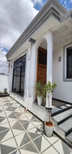 Furnished 4bdrm Farm House in Oromia-Finfinne for sale