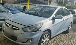 Hyundai Accent 2015 Blue