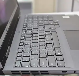 New Laptop Lenovo LOQ 15ARP9 16GB AMD Ryzen 7 SSD 512GB