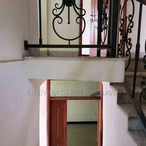 5bdrm House in G+1, Yeka for rent