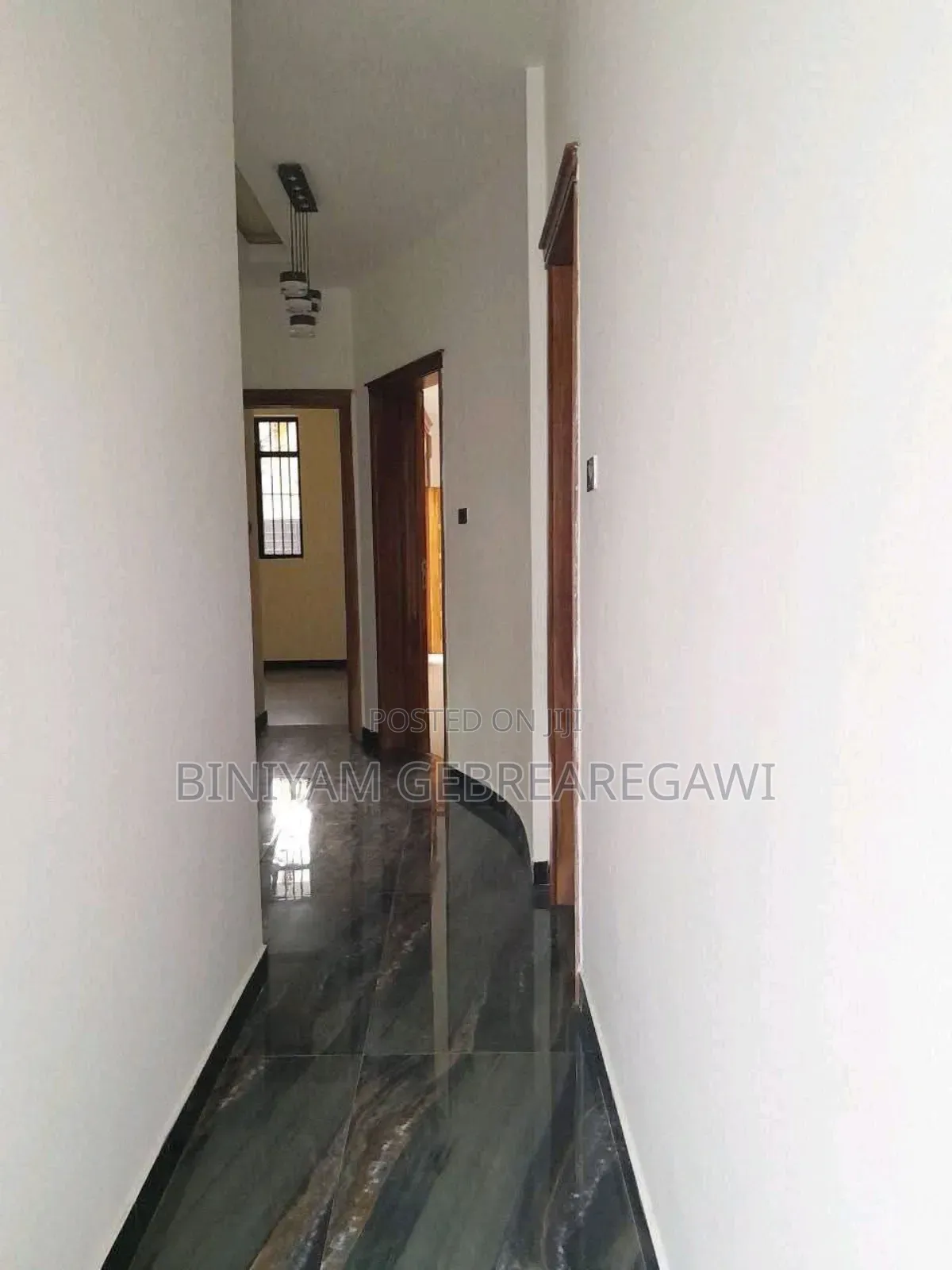 5bdrm Villa in House, Yeka for rent