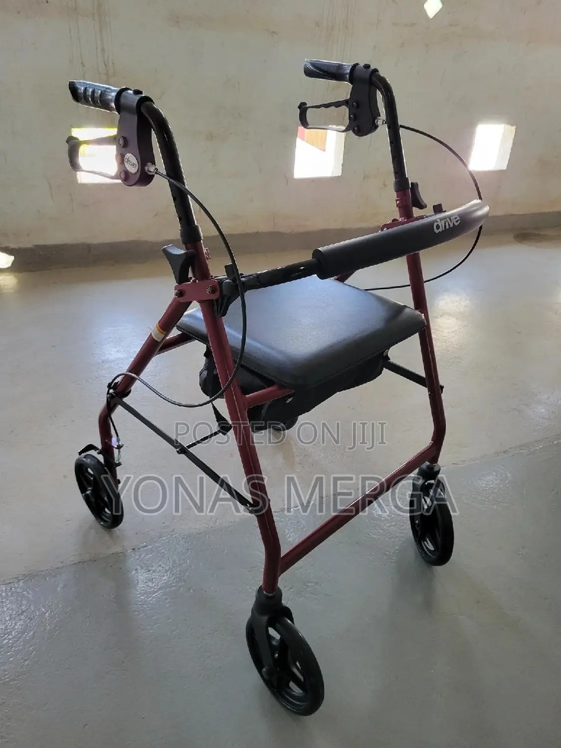 Walker/Walker+Just Push the Brake Handle Down to Lock Wheels