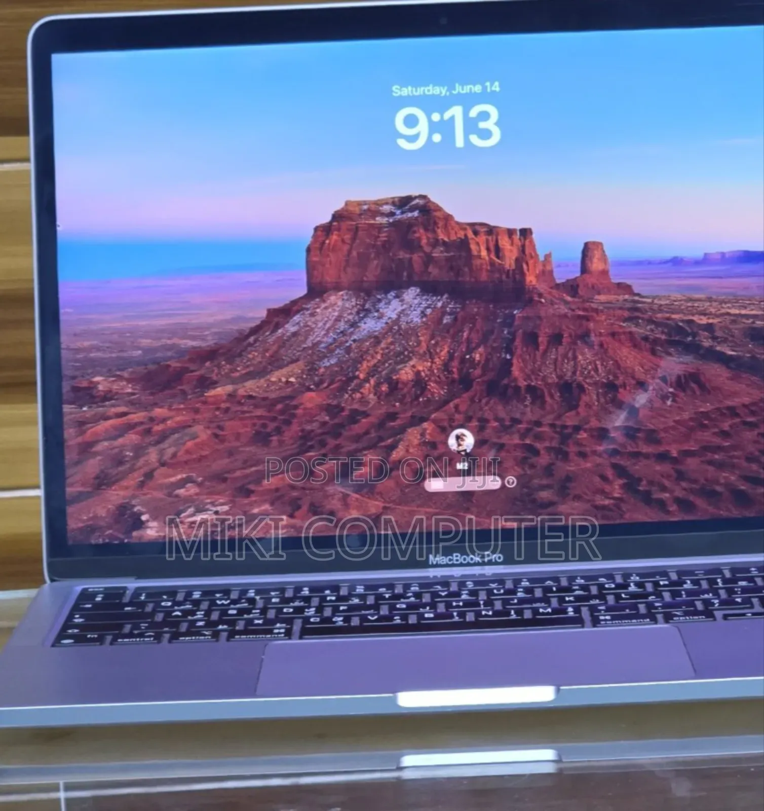 New Laptop Apple MacBook Pro 2023 M2 8GB Intel SSD 256GB