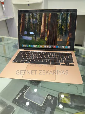 New Laptop Apple MacBook Air 8GB Apple M1 SSD 256GB