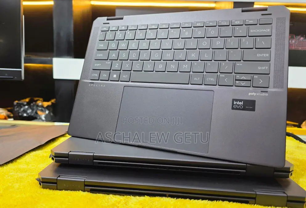 New Laptop HP Spectre 16GB Intel Core Ultra 7 SSD 1T