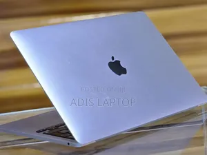 New Laptop Apple MacBook Air 2022 M2 8GB Intel Core I7 SSD 256GB