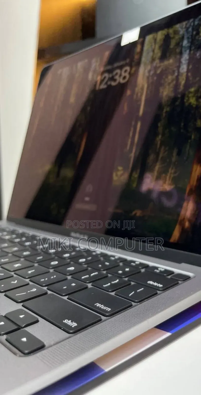 New Laptop Apple MacBook Air 2020 M1 8GB Intel SSD 256GB