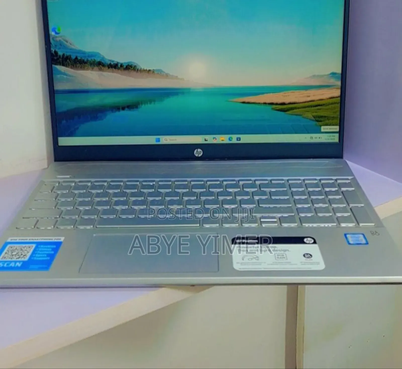 New Laptop HP Pavilion 15 8GB Intel Core I7 SSD 256GB