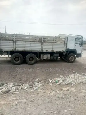 Cacion. 2016. Model