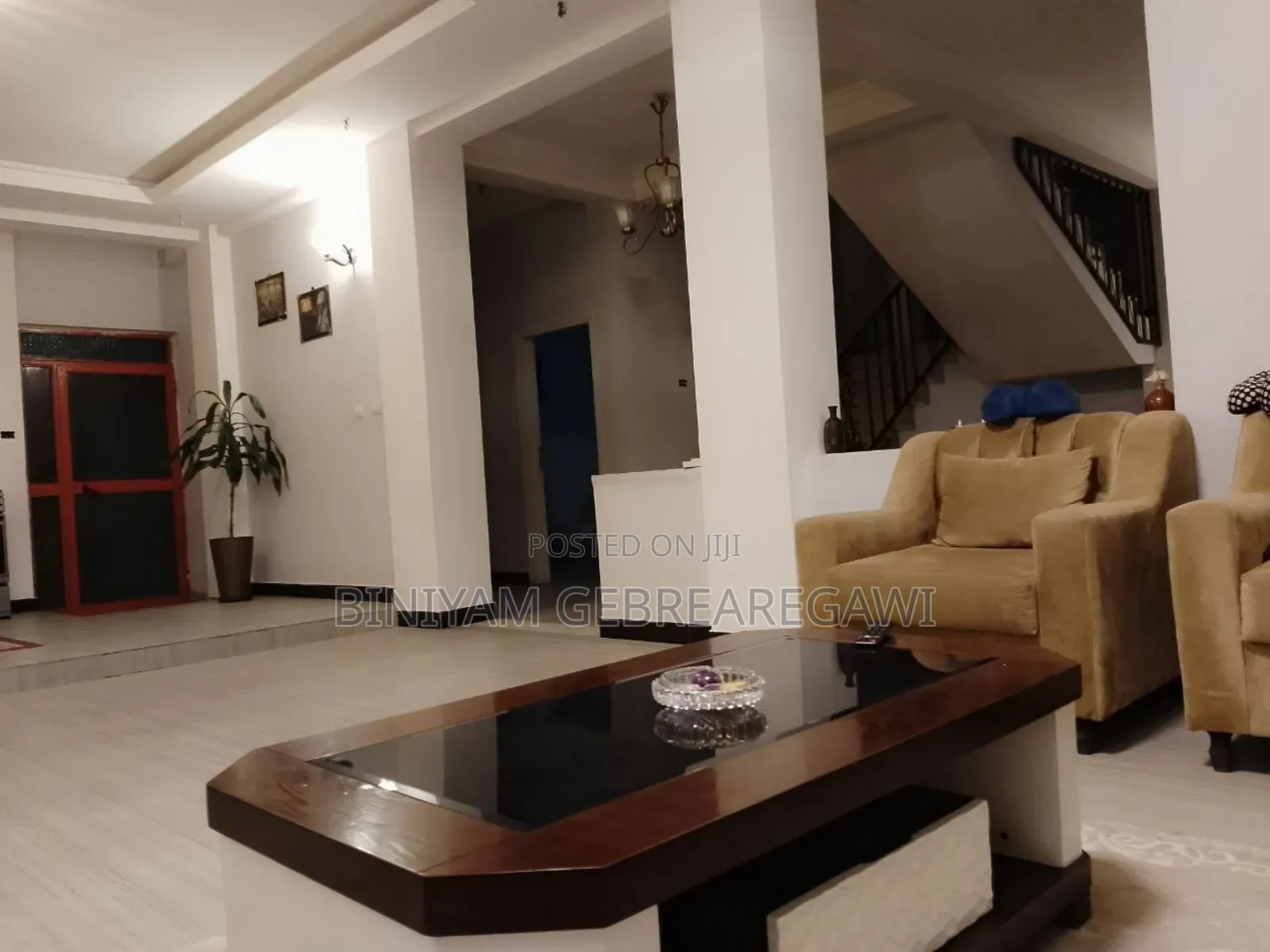Furnished 9bdrm Apartment in Apartment, Yeka for rent