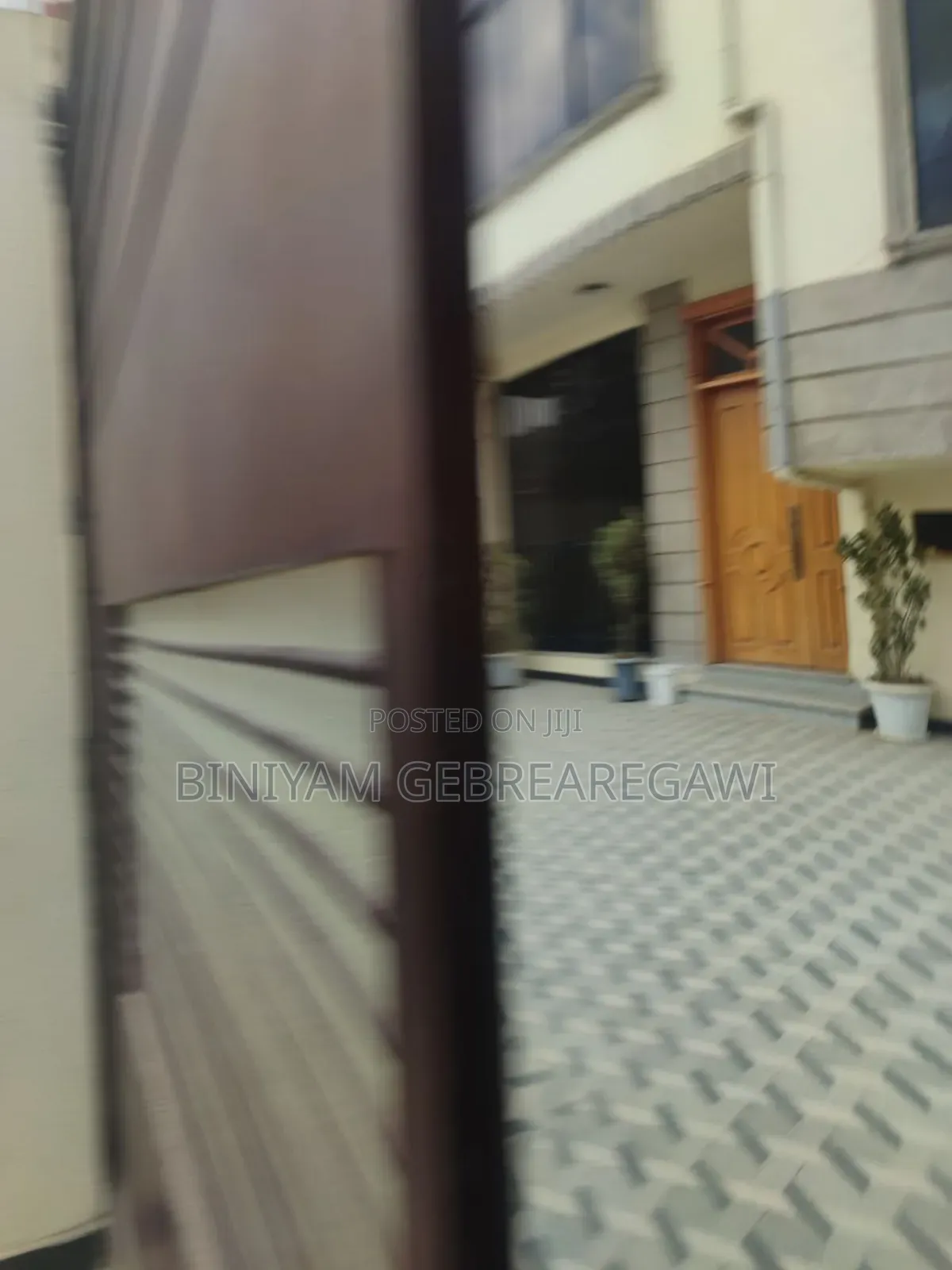 5bdrm Villa in House, Yeka for rent
