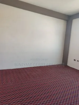 3bdrm Apartment in Apartment, Yeka for rent