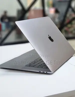 New Laptop Apple MacBook Pro 2016 16GB Intel Core I7 SSD 256GB