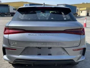 New BYD E2 43 kWh 94 hp FWD 2025 Gray