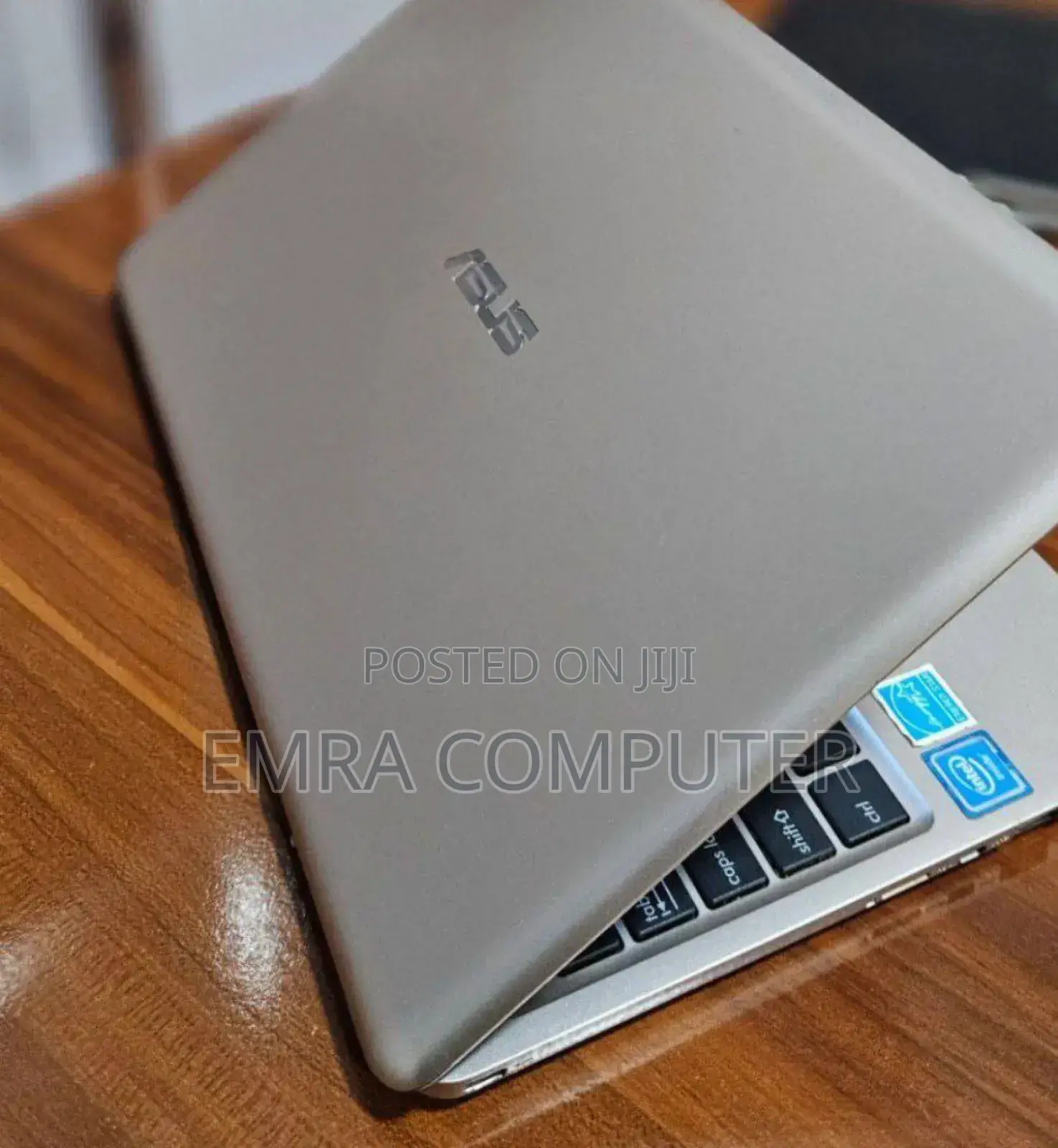 New Laptop Asus 2GB Intel Atom SSD 32GB