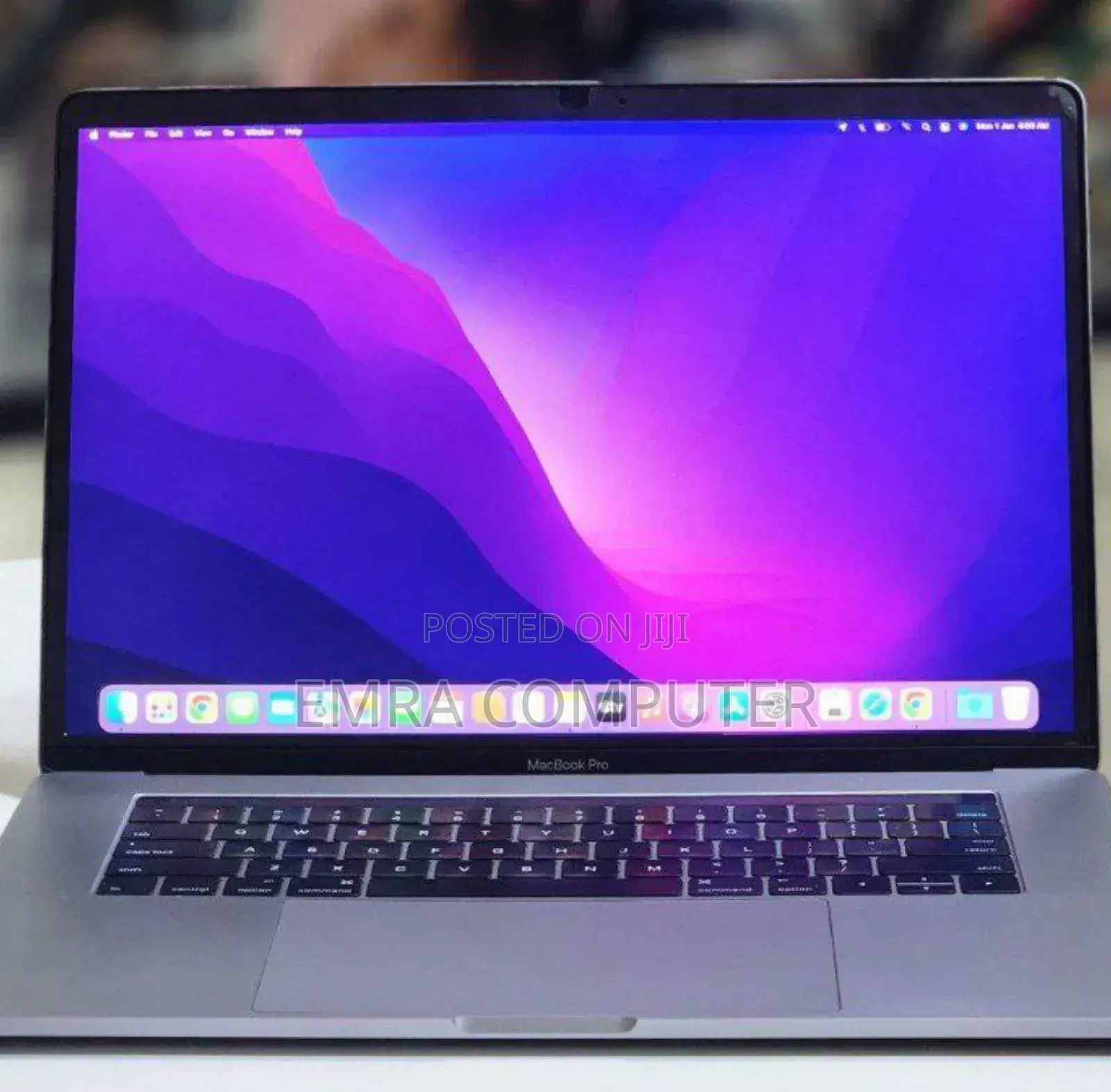 New Laptop Apple MacBook Pro 2016 16GB Intel Core I7 SSD 256GB