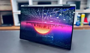 New Laptop Lenovo Yoga 7i 8GB AMD Ryzen 5 SSD 512GB