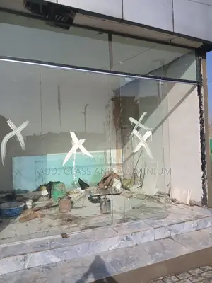 Glass Tempered 10mm Urgent 3days