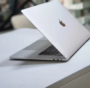 New Laptop Apple MacBook Pro 2017 16GB Intel Core I7 SSD 512GB
