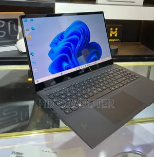 New Laptop Asus 16GB Intel Core I9 SSD 1T