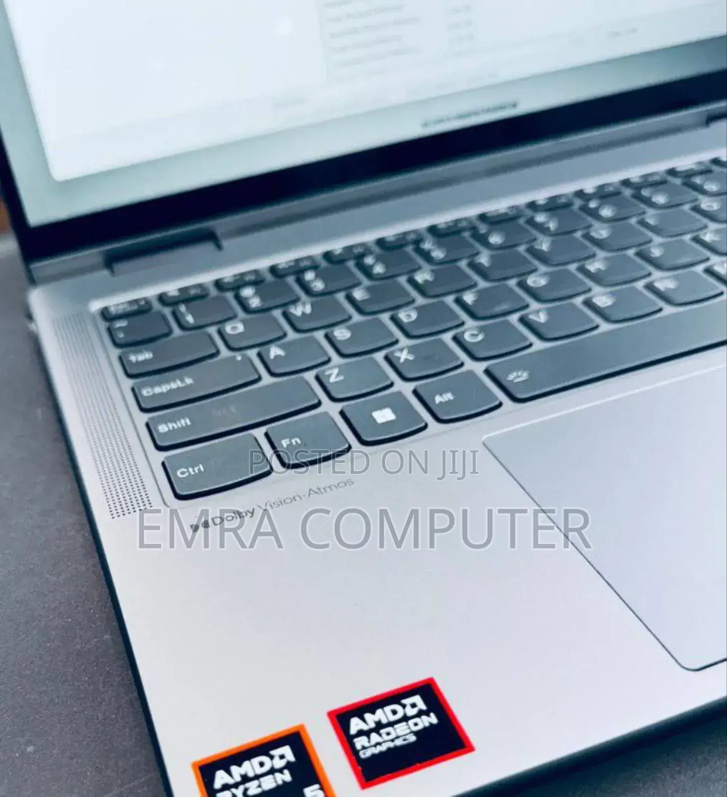 New Laptop Lenovo Yoga 7i 8GB AMD Ryzen 5 SSD 512GB