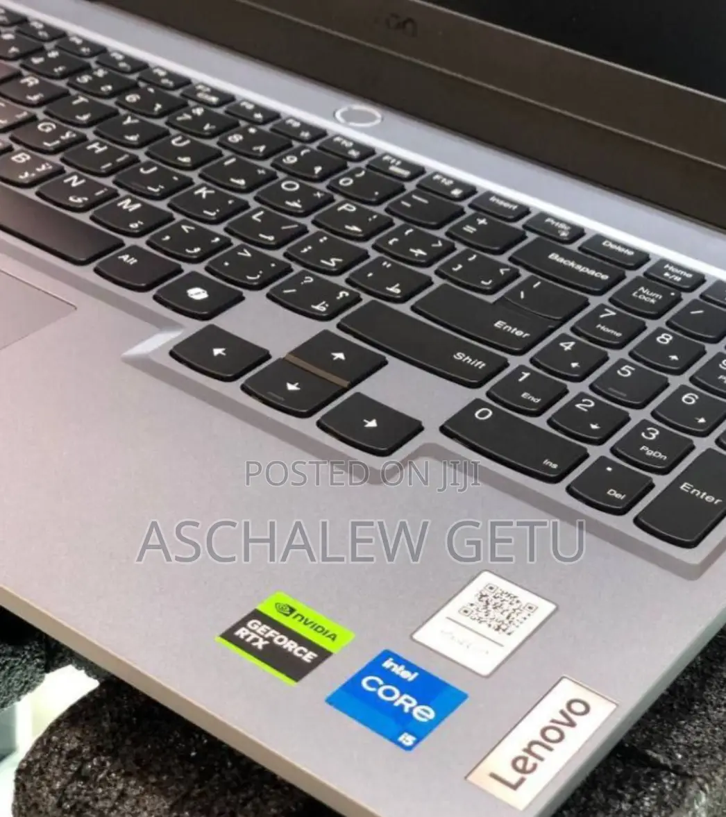 New Laptop Lenovo LOQ 15IRH8 16GB Intel Core I5 SSD 512GB