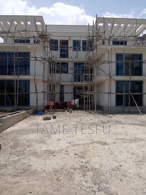 6bdrm House in Summit, Bole for sale