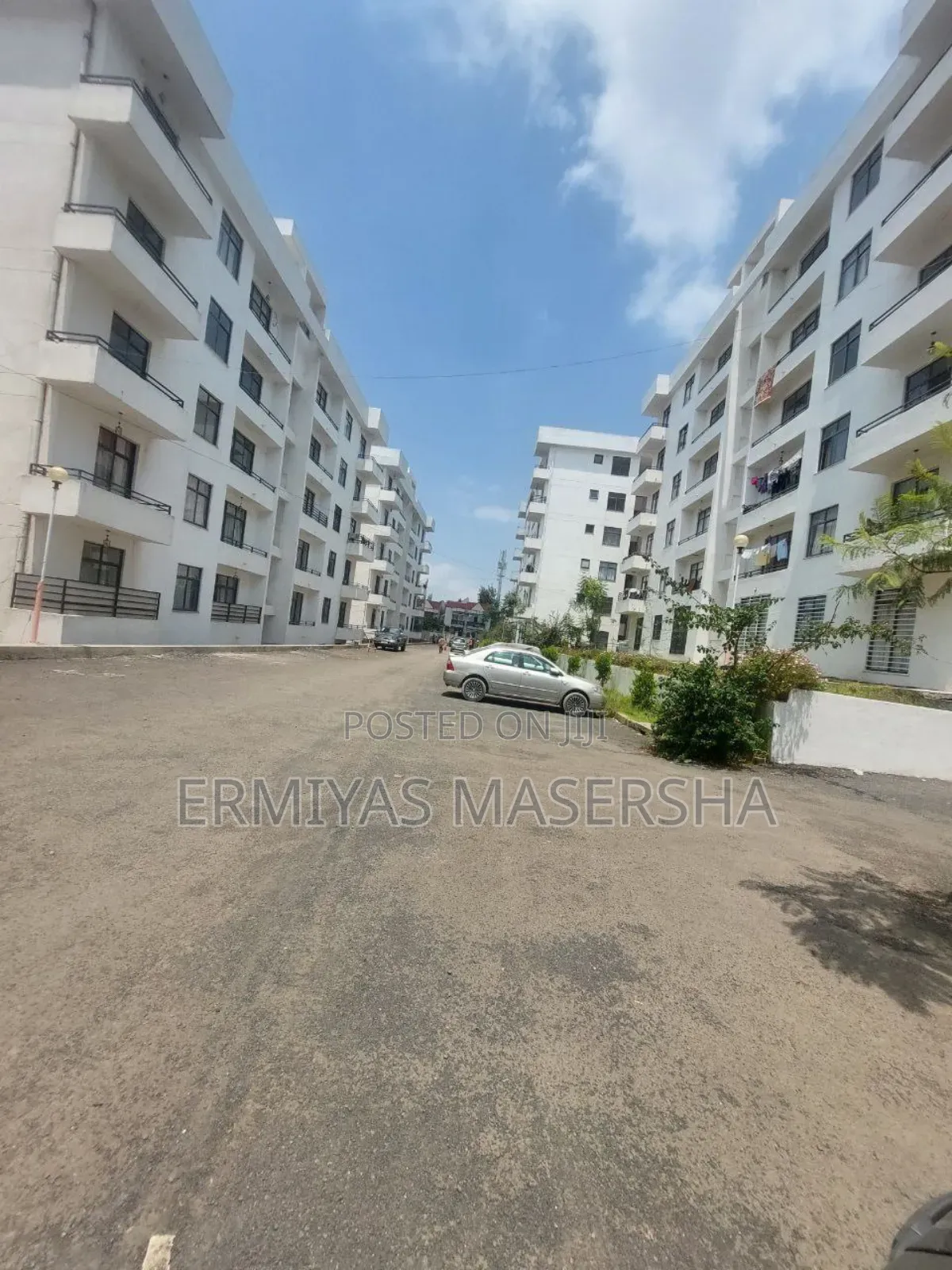 Furnished 2bdrm Apartment in Yeka for sale