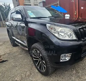 Toyota Land Cruiser Prado 2013 Matt Black
