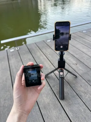 Lightweight Selfie_stand With Adjustable Phone Mount