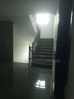 3bdrm Apartment in Apartment, Yeka for rent